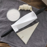 Пластмасов Ролер уред нож бързо рязане триъгълници кроасани тесто тип точилка сладкарство кифлички, снимка 2 - Форми - 36365589