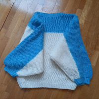 Дамски пуловер ръчно плетиво, снимка 3 - Блузи с дълъг ръкав и пуловери - 36330373