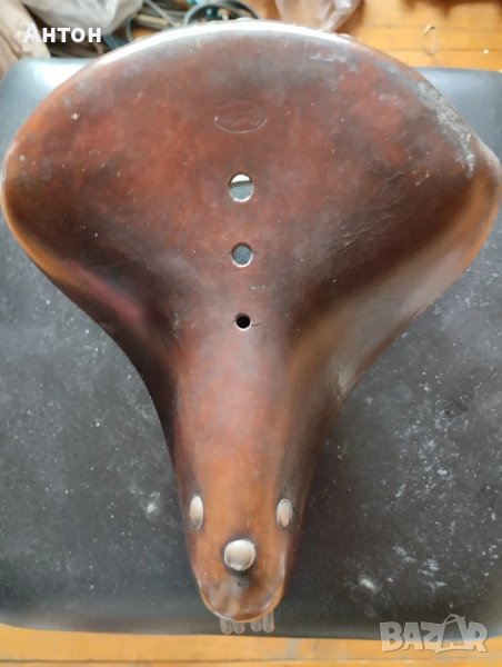 Кожена седалка , снимка 1