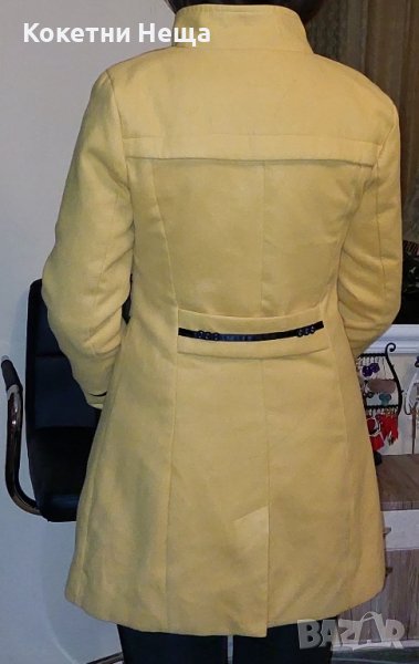 Жълто палто размер Л , снимка 1