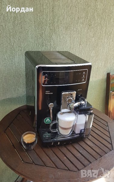Кафемашина Saeco Xelsis обслужена изцяло. Топ клас! БГ меню! Тъч скрийн дисплей, снимка 1