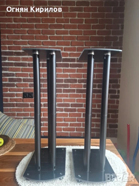 Стойки за тонколони - Резервирани, снимка 1
