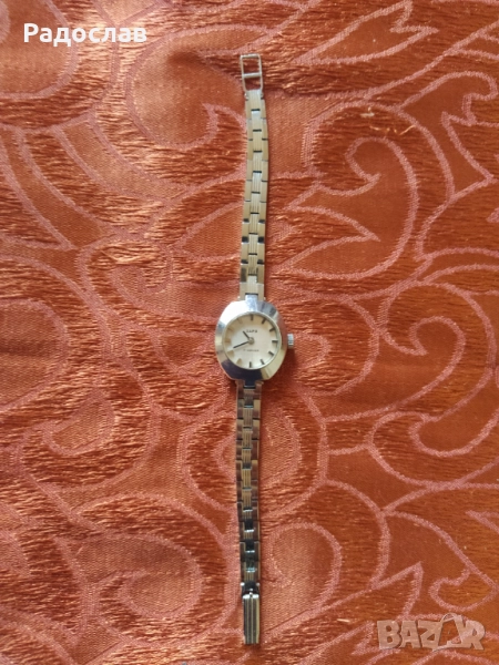 стар механичен часовник Заря, снимка 1