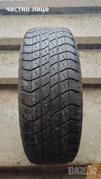 Продавам 1 брой гума 215 65 16 , снимка 1