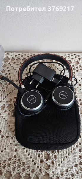 Jabra слушалки с микрофон, зарядно и меко калъфче подарък, снимка 1