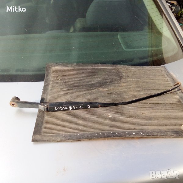 Рамо Чистачка Дясно За Сузуки Суйфт 2000г / Suzuki Swift 2000y, снимка 1