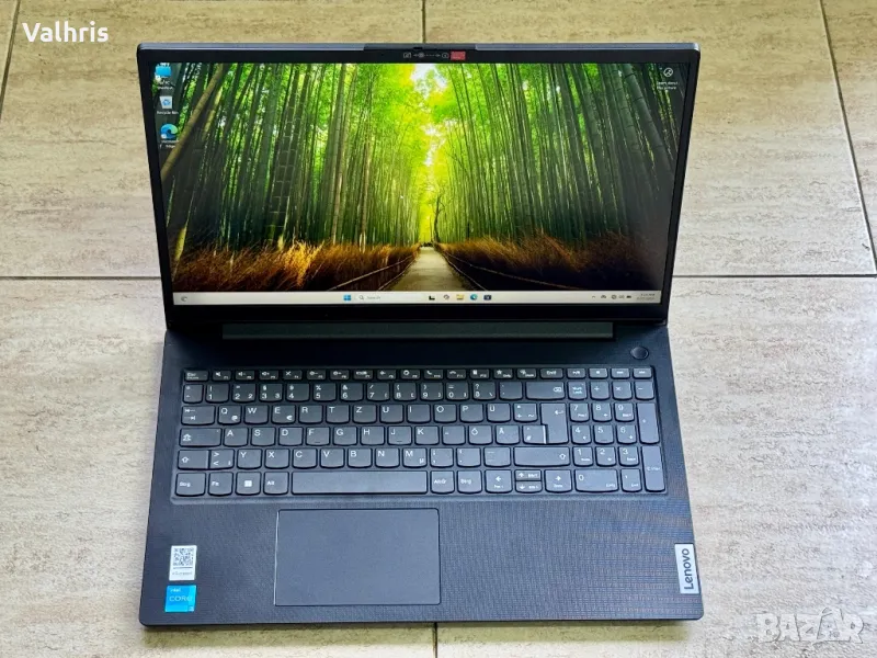 Lenovo V15 G4 / 15.6" инча / 8-ядрен 5-13420H / 16GB RAM / 1000GB SSD, снимка 1