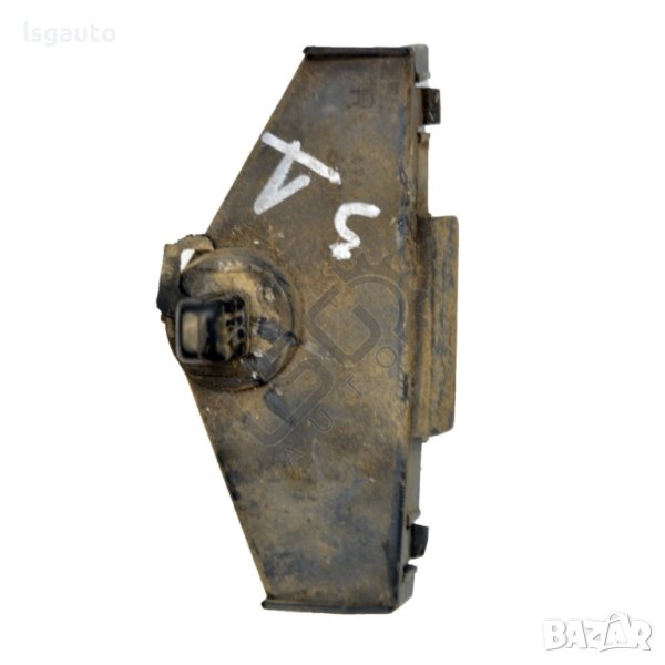 Десен държач задна броня Toyota Avensis Verso 2001-2009 ID:110051, снимка 1