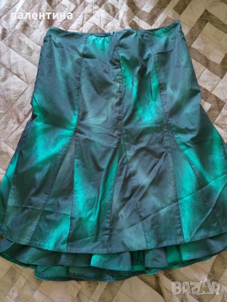 Дамска пола, снимка 1