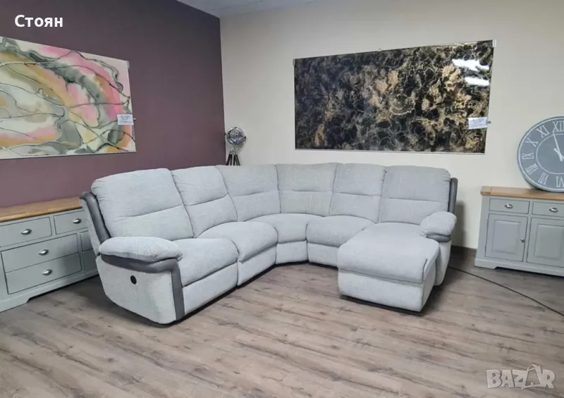 Сив ъглов диван от плат La-z-boy с електрически релаксиращ механизъм, снимка 1
