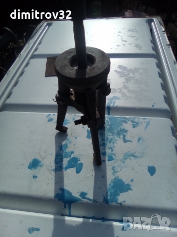 Скоба за вадене на лагери и шайби, снимка 3 - Други машини и части - 36114218