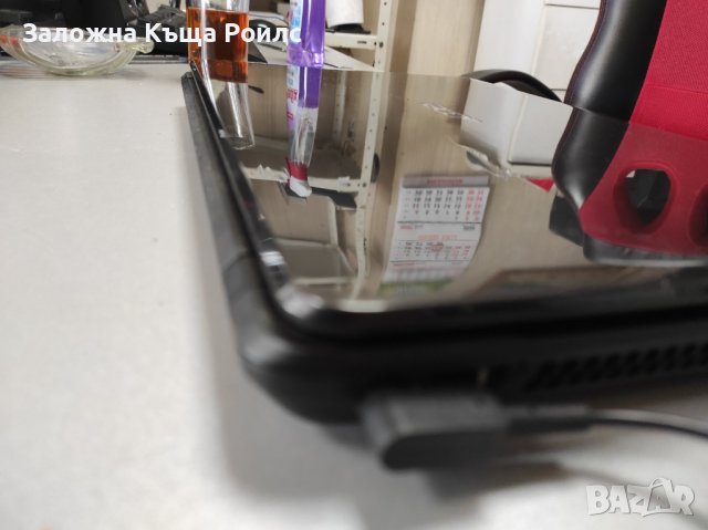 ACER VISION E1 AMD RADEON RAM : 4 GB 465 HDD, снимка 4 - Лаптопи за работа - 44417058