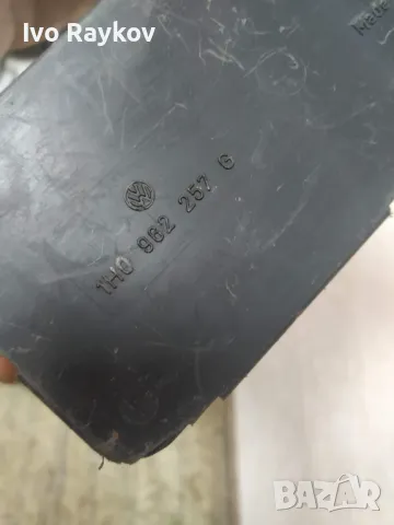  Вакуум помпа централно заключване 1H0 962 257G за VW GOLF Mk III , снимка 3 - Части - 50253457