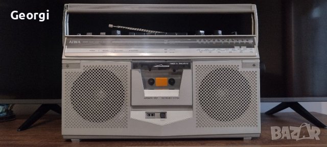 Радио касетофон Aiwa tpr 901k, снимка 1 - Радиокасетофони, транзистори - 41550591