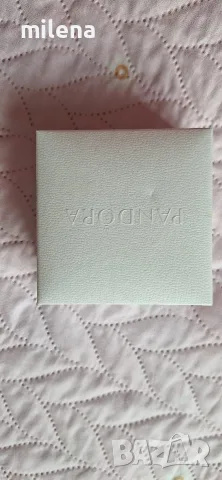 Pandora нова красива гривна с кутия, снимка 5 - Гривни - 56016265