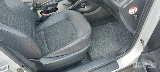 Hyundai IX35 2.0 163k., снимка 7 - Автомобили и джипове - 55878443