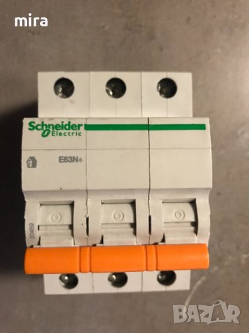 Автоматичен предпазител 3P 20A/25А 6KA Е61N+/E63N+ SCHNEIDER