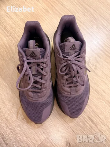 Дамски маратонки Adidas , снимка 3 - Маратонки - 55940169