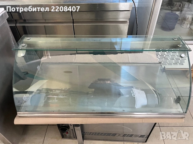 Топла витрина топла, снимка 2 - Обзавеждане за заведение - 53663717