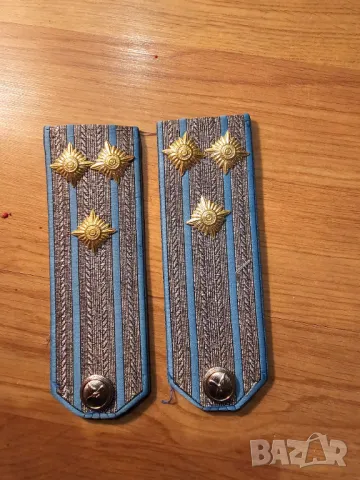 Чифт военни пагони - Полковник Летец ВВС от 80те - съхранете спомена и духа за Българската армия .