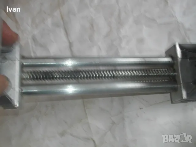 Швейцарско Алуминиево Дърводелско МЕНГЕМЕ Захват 21,5 см Почти Ново ZYLIZZ SWISS MADЕ със стойка, снимка 10 - Менгемета - 47364982