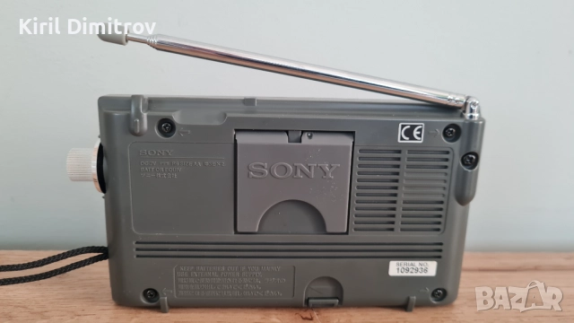 Sony ICF-SW11, снимка 3 - Радиокасетофони, транзистори - 52953739