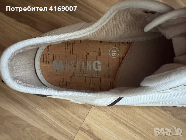 Дамски маратонки Nike 38 номер, снимка 11 - Маратонки - 55890288