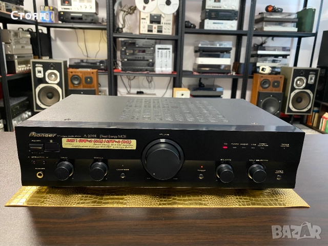 Чудесен усилвател Pioneer