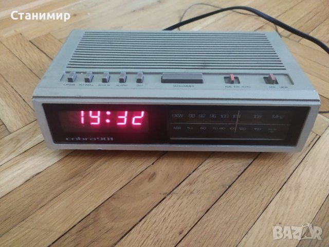 Ретро радио часовник Cobra 901, снимка 2 - Антикварни и старинни предмети - 42593199