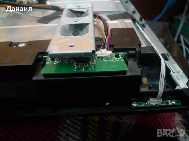 Продавам 47-6021131   от NEO LED-43283 SW, снимка 4 - Телевизори - 39639064