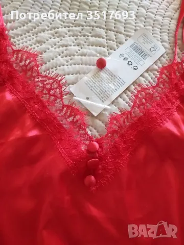 Сатенен потник с дантела M/L, снимка 3 - Бельо - 50095514