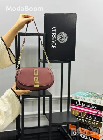 Versace дамски чанти Различни цветове , снимка 6 - Чанти - 48459018