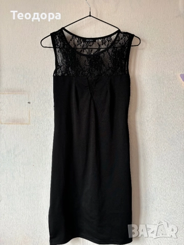 Официална черна рокля с дантелен гръб