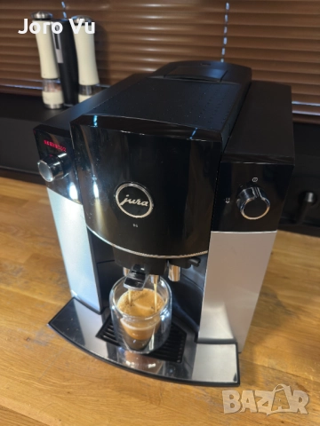 Jura D6, снимка 6 - Кафемашини - 52821305