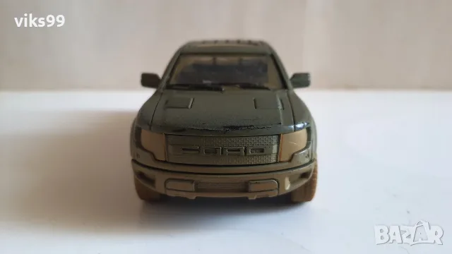 2013 Ford F-150 SVT Raptor SuperCrew - Мащаб 1:46 , снимка 7 - Колекции - 55854089