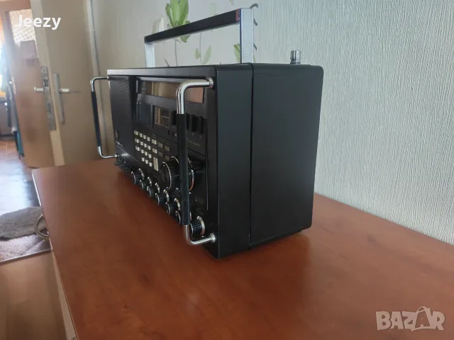 Grundig Satelit 600 Professional, снимка 5 - Радиокасетофони, транзистори - 55740019