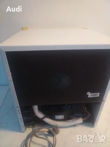 Хладилник тип мини бар EXQUISIT Общ полезен обем 46 литра.  Хладилна камера с обем 42 литра. Фризерн, снимка 7 - Хладилници - 49745894