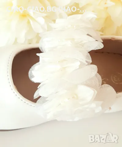 БЕЛИ БАЛЕРИНКИ за момиче с бели цветя и перлички BUBBLE KIDS, снимка 6 - Бебешки обувки - 50020310