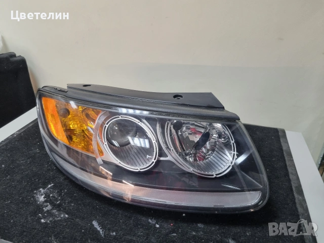 Десен фар за Хюндай Санта фе с оранжев мигач, снимка 2 - Части - 53212495