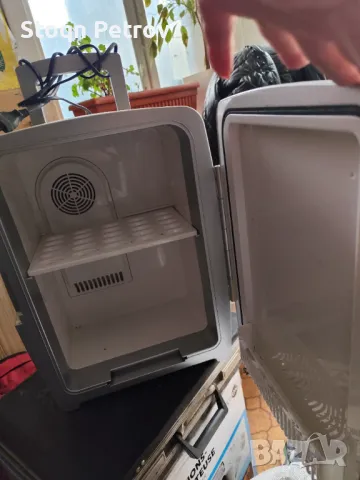 Малко хладилниче, снимка 2 - Хладилници - 49342319