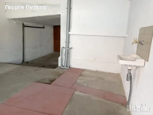 Дава се Гараж под наем, снимка 4 - Гаражи и паркоместа - 55815357