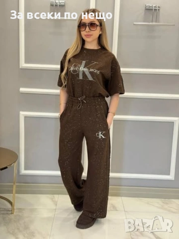 Calvin Klein Дамски Кафяв Спортен Комплект Тениска И Долнище Код EN2