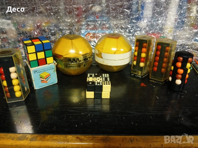 Стари унгарски Рубик играчки.