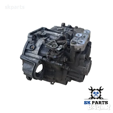 Ръчна скоростна кутия  VW Golf V 2.0 TDI 140 16V / Голф 5/шестстепенна, снимка 2 - Части - 55888802