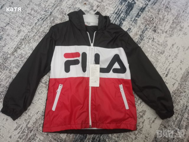 ново  тънко яке  ветровка размер 3г