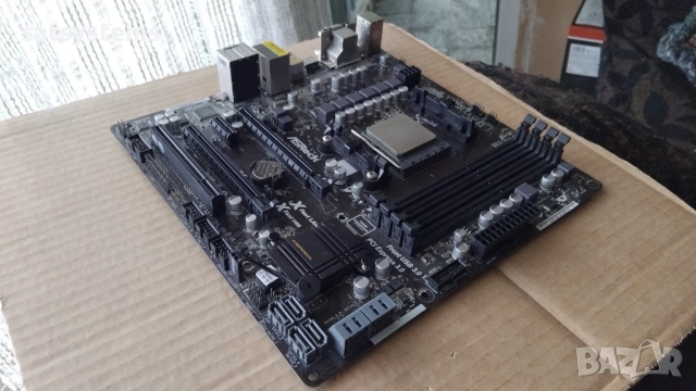 Дънна платка ASRock FM2A88M Extreme 4+ Socket FM2+, снимка 6 - Дънни платки - 51952595