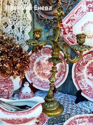 Антикварен бронзов свещник