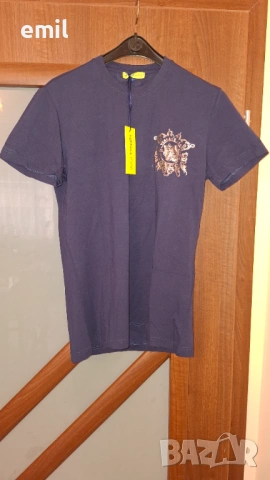Тениски с къс ръкав