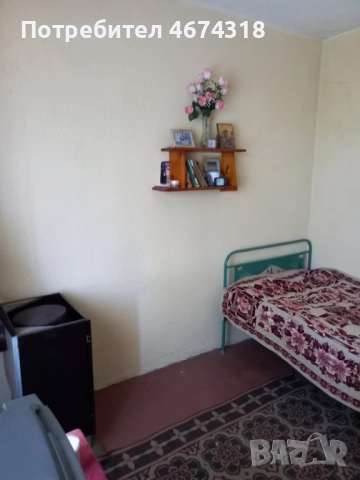 Продавам къща с двор в село Старосел, снимка 13 - Къщи - 52730315