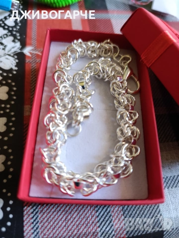 Нова,масивна сребърна гривна. Дълга и широка. В луксозна, подаръчна кутия., снимка 2 - Гривни - 41464485